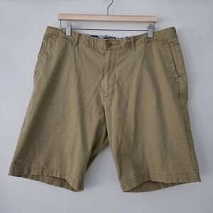 Tommy Bahama Mens Khaki Chino Shorts Size 38 Flat Front Cotton Spandex‎